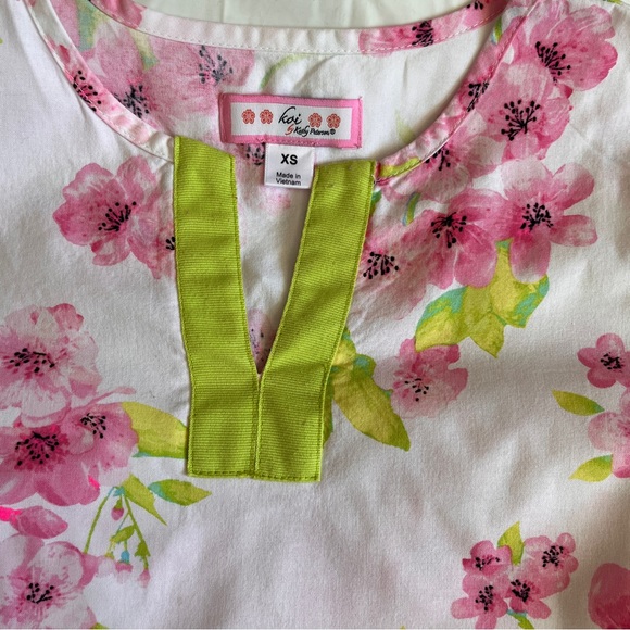 Women’s Scrub Top KOI - Picture 3 of 5